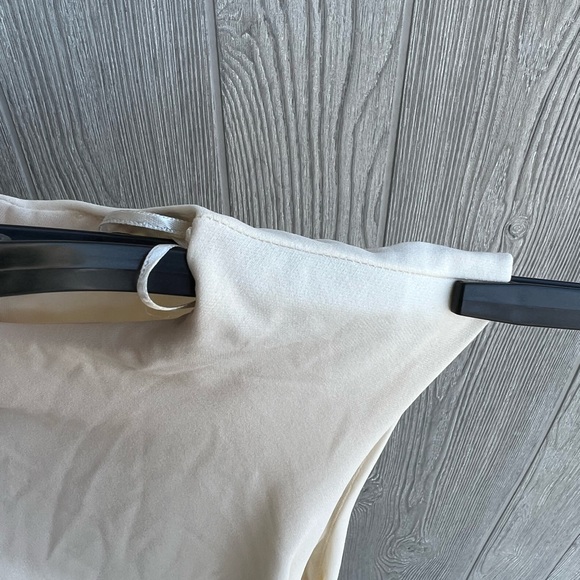 Zara Cream BodyCon Dress with Ruching Size XS - Picture 4 of 9